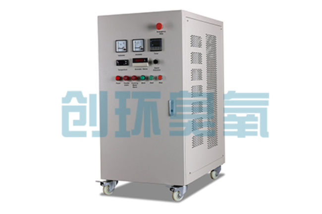 西双版纳冬季养殖场密闭消毒双赢方案：臭氧发生器在工厂化水产与畜牧场景的安全应用